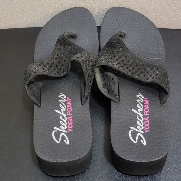 Skechers Yoga Foam Rhinestone Studded Platform Black Flip Flop Sandals Women's 9 - Picture 1 of 8